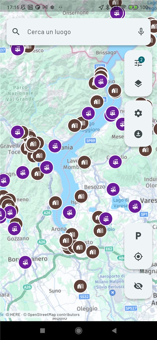 Schermata della mappa di CampeRino con aree sosta, campeggi e punti di scarico per camper nei dintorni